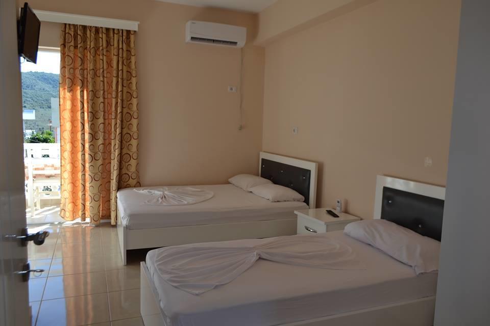 John Apartments Ksamil Exteriör bild